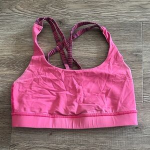 Lululemon Eneegy Crisscross Strappy Sports Bra
